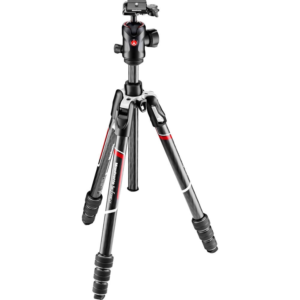 Get the stability you need for your DSLR or mirrorless camera. The Manfrotto tripod has a load capacity of 10kg and reaches up to 138cm. Great for traveling.
