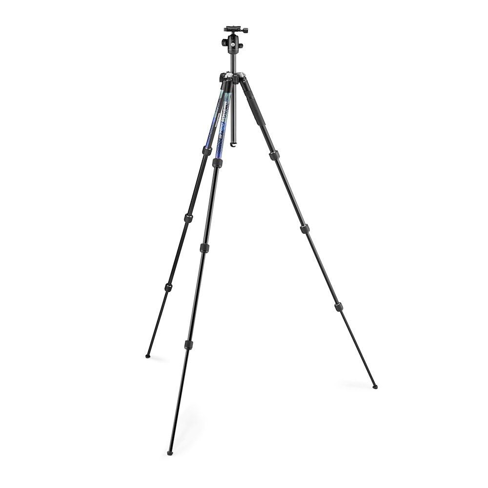The Manfrotto Element MII Tripod offers you a high-quality, sturdy design that reaches up to 160cm while carrying heavy lenses. Available at Outdoorphoto.