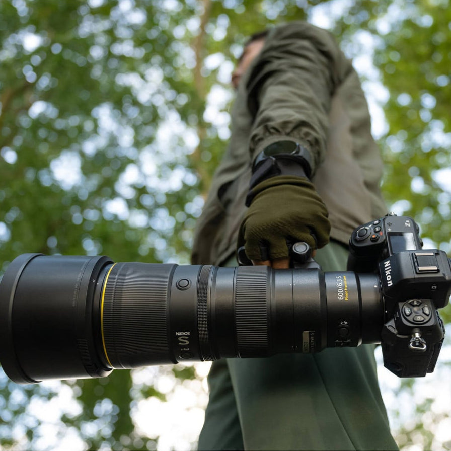 Nikon Z 600mm f/6.3 VR S super-telephoto prime lens – lightweight, compact, and ideal for wildlife and sports photography with stunning clarity.