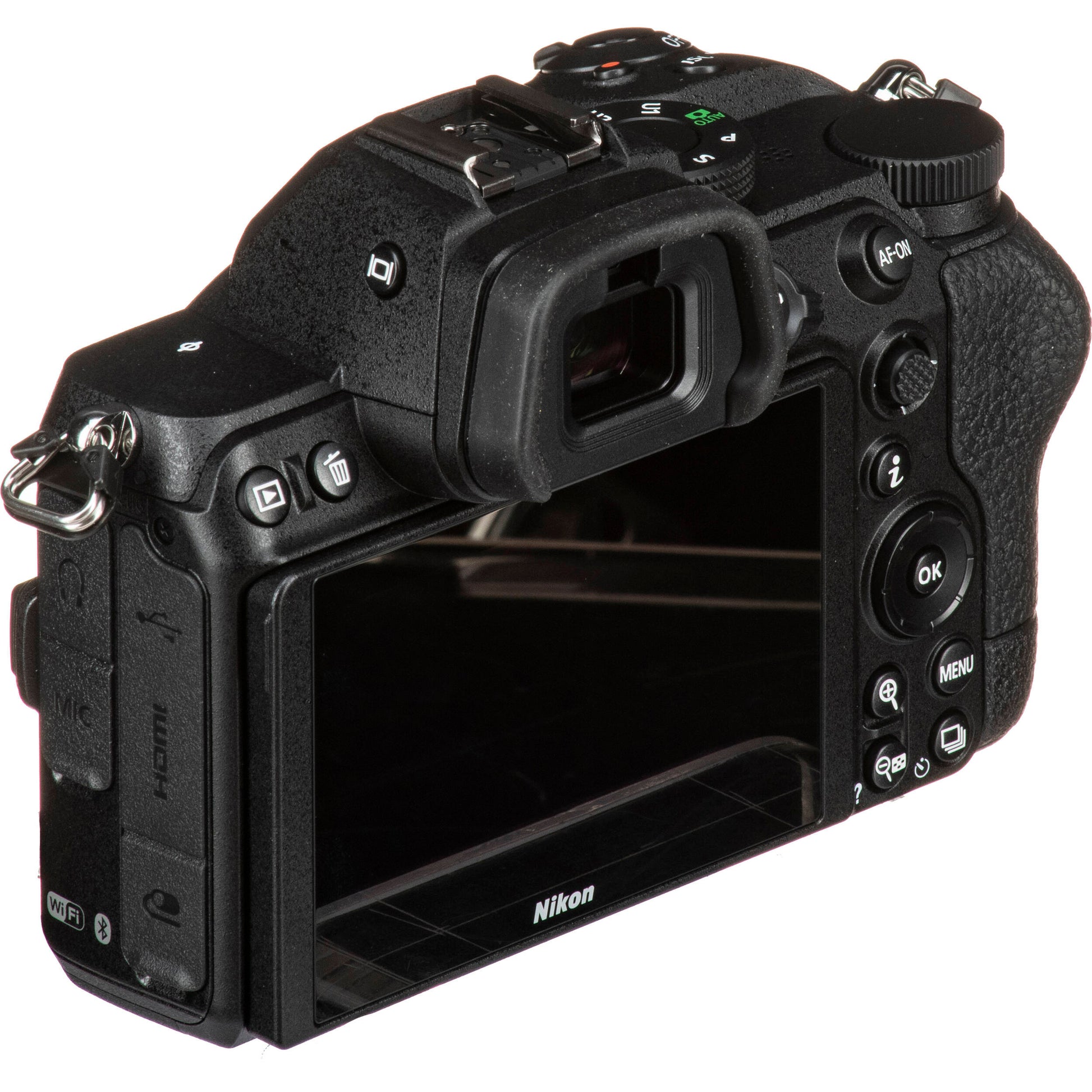 Full-frame Nikon Z5 for photo and video