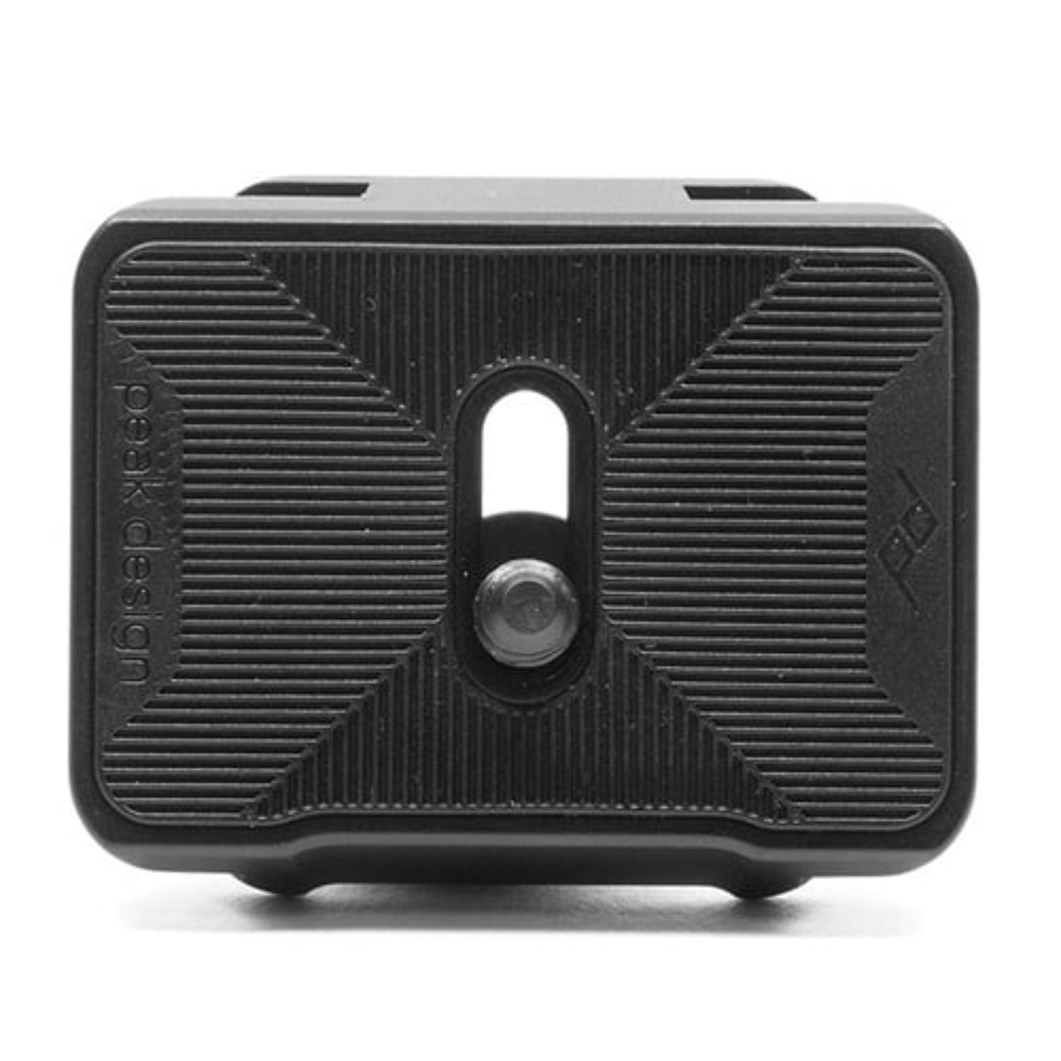 The Peak Design Dual Plate for Capture Camera Clip fits most tripod heads with Manfrotto RC2 or Arca-type quick release systems featuring the standard screw. Constructed from machined and anodized aluminium ensures superior quality and durability. Peak Design Dual Plate