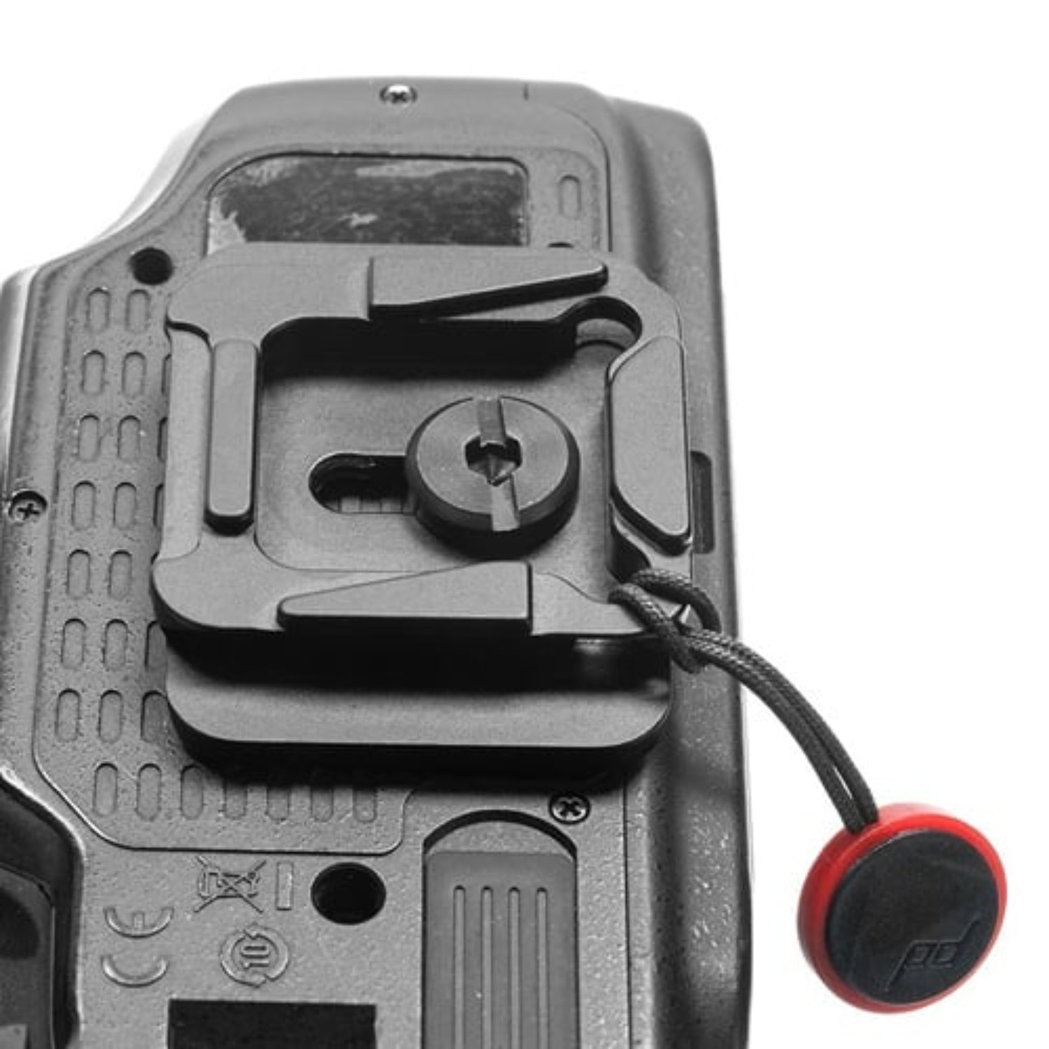 The Peak Design Dual Plate for Capture Camera Clip fits most tripod heads with Manfrotto RC2 or Arca-type quick release systems featuring the standard screw. Constructed from machined and anodized aluminium ensures superior quality and durability. Peak Design Dual Plate