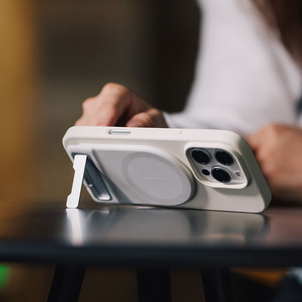 PGYTECH MagCam Phone Grip in grey with modular design including wireless charging, Bluetooth remote, ergonomic camera grip, and 3000mAh power bank.