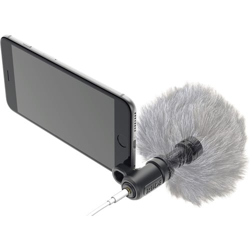 RODE VideoMic Me – compact directional microphone for smartphones that delivers clear, high-quality audio for videos, vlogs, and content creation.