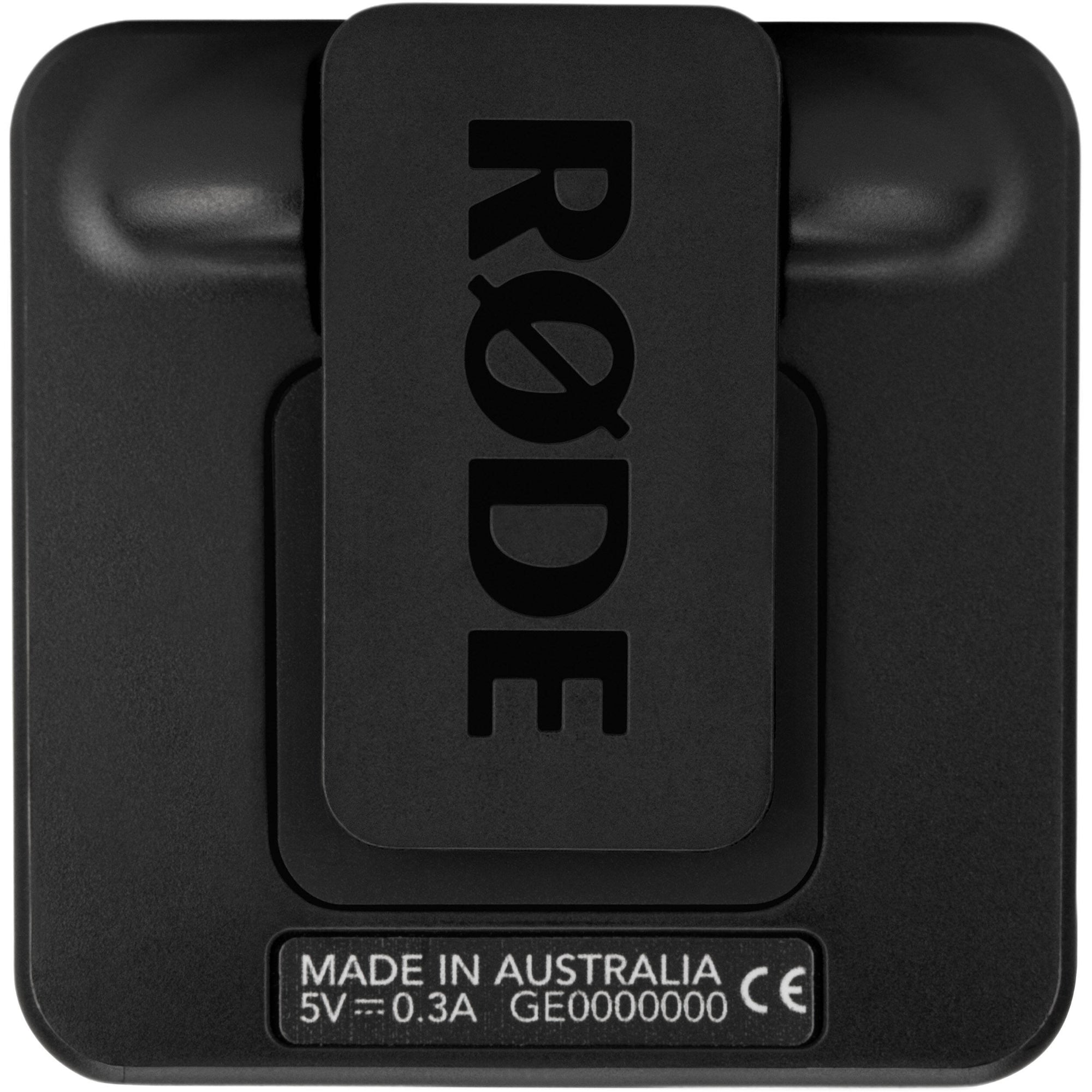 Compact wireless solution for interviews and filmmaking. Features a built-in microphone with an impressive 200m range for the RODE series IV wireless system.