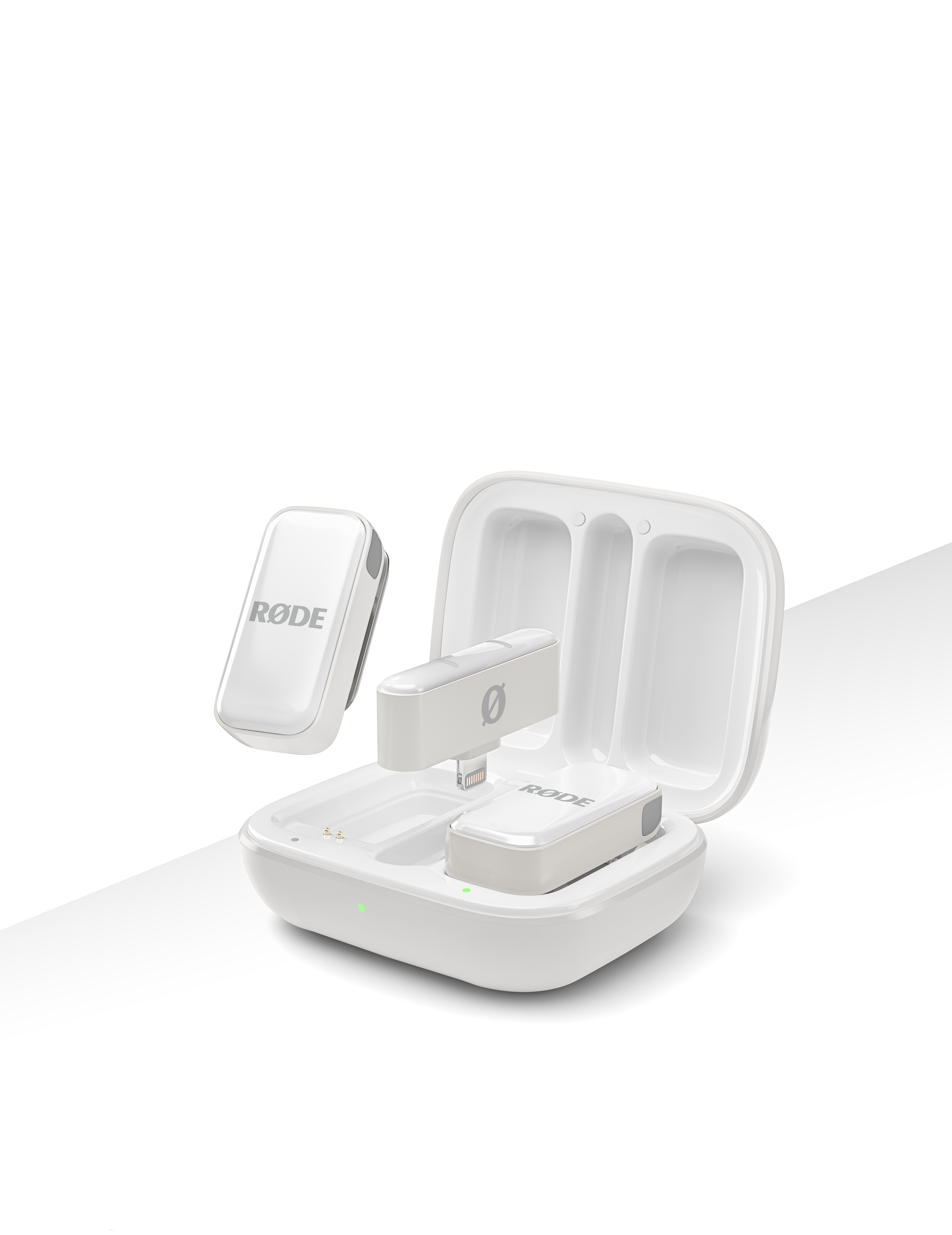 RODE Wireless Micro Lightning (White) – compact wireless microphone with Lightning connector, designed for high-quality audio recording on iPhones and iOS devices.