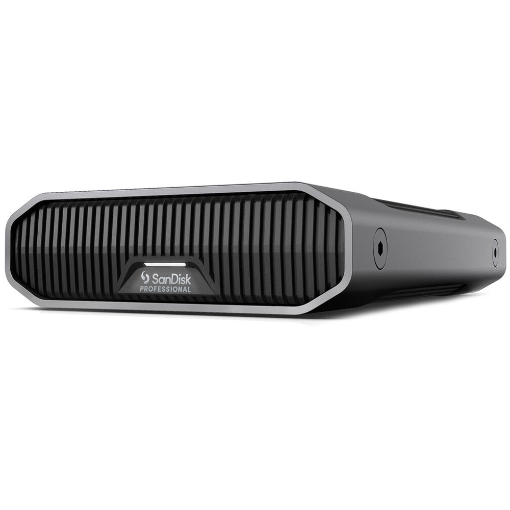 A hard drive with an immense transfer speed of up to 250MB/s, giving content creators the ability to securely back up and access quality work.