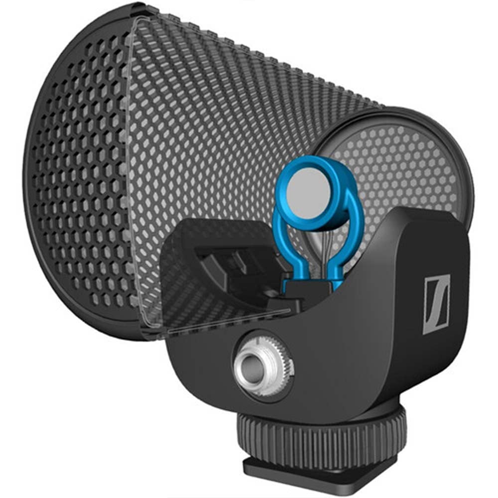 Sennheiser MKE 200 – compact directional on-camera microphone that captures clear, focused audio while reducing unwanted background noise for your videos.