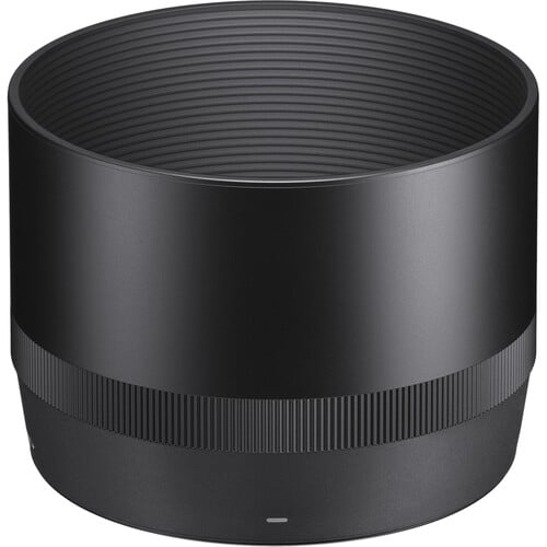 Sigma 105mm f/2.8 DG DN Macro Art Lens for Sony E – 1:1 magnification macro lens with f/2.8 aperture and pro-level sharpness.