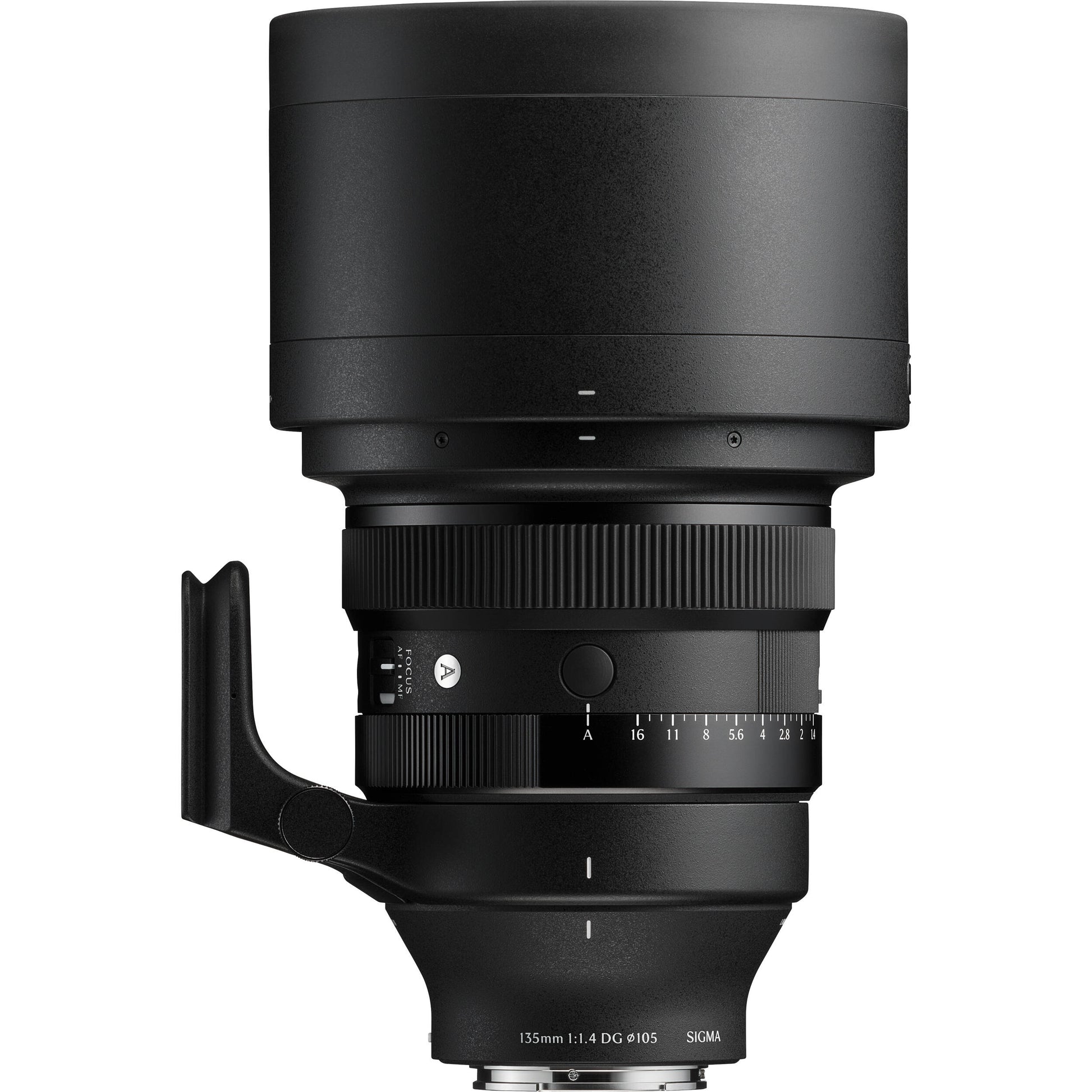 Telephoto Sigma 135mm f/1.4 DG Art lens for portraits with rich bokeh and high resolution
