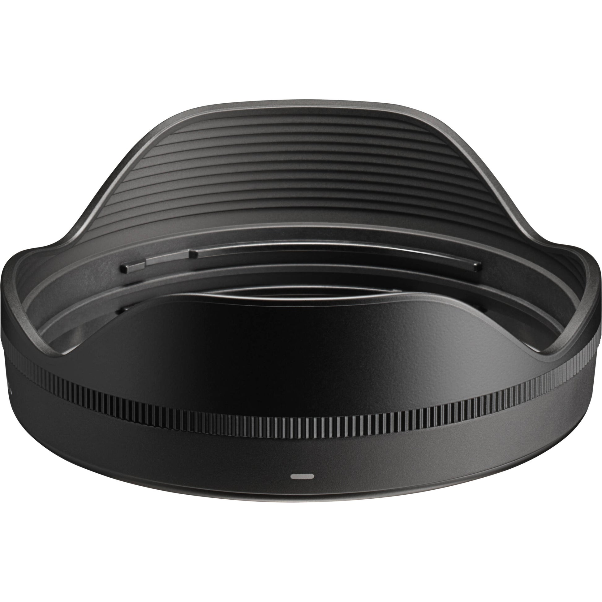 High-power versatile Sigma 20–200mm f/3.5–6.3 lens with compact design and fast autofocus.

