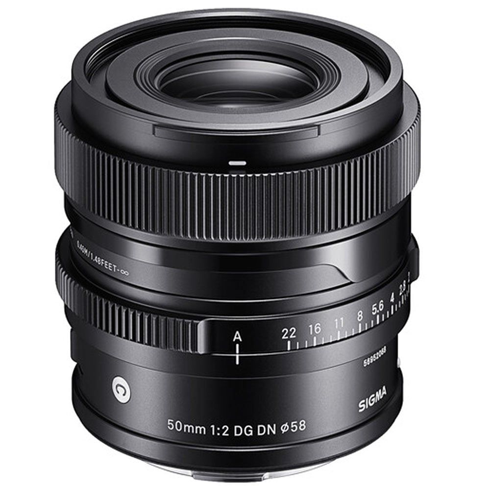Sigma 50mm f/2 DG DN Contemporary Lens for Leica L – compact, lightweight, and sharp with a fast f/2 aperture, perfect for everyday shooting and stunning portraits.
