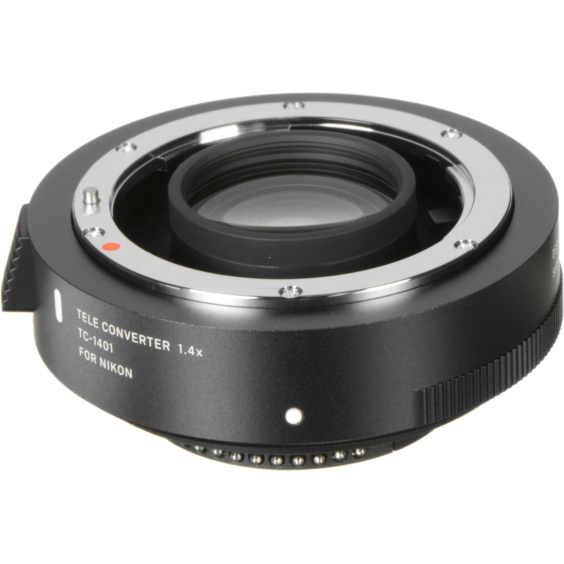 Sigma TC-1401 1.4x Teleconverter for Nikon F – boosts focal length of compatible Nikon F lenses by 1.4x with excellent optical performance and autofocus support.