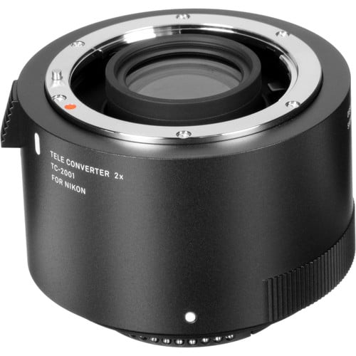 Sigma TC-2001 2x Teleconverter for Nikon F – extends the focal length of compatible Nikon F lenses by 2x while maintaining excellent image quality and dependable autofocus.