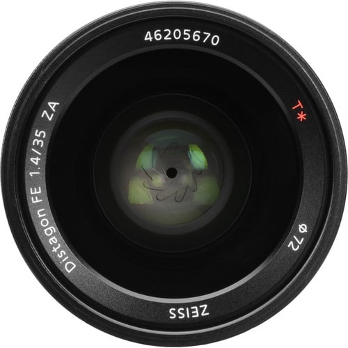 Sony Distagon T FE 35mm f/1.4 ZA Lens – a fast wide-angle prime with exceptional sharpness, smooth bokeh, and Zeiss T coating for stunning image quality, even in low light.