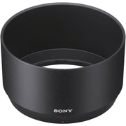 Sony E 70-350mm f/4.5-6.3 G OSS lens. Telephoto zoom for APS-C cameras with sharp optics, OSS stabilisation, and lightweight, travel-ready design.