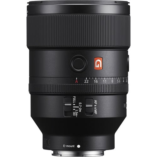 Sony FE 135mm f/1.8 GM Lens – premium G Master telephoto prime with outstanding sharpness, creamy bokeh, and fast autofocus, perfect for portraits, events, and detail shots.