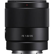 Sony FE 35mm f/1.8 Lens – lightweight prime with fast f/1.8 aperture, perfect for everyday shooting, portraits, and low-light photography.