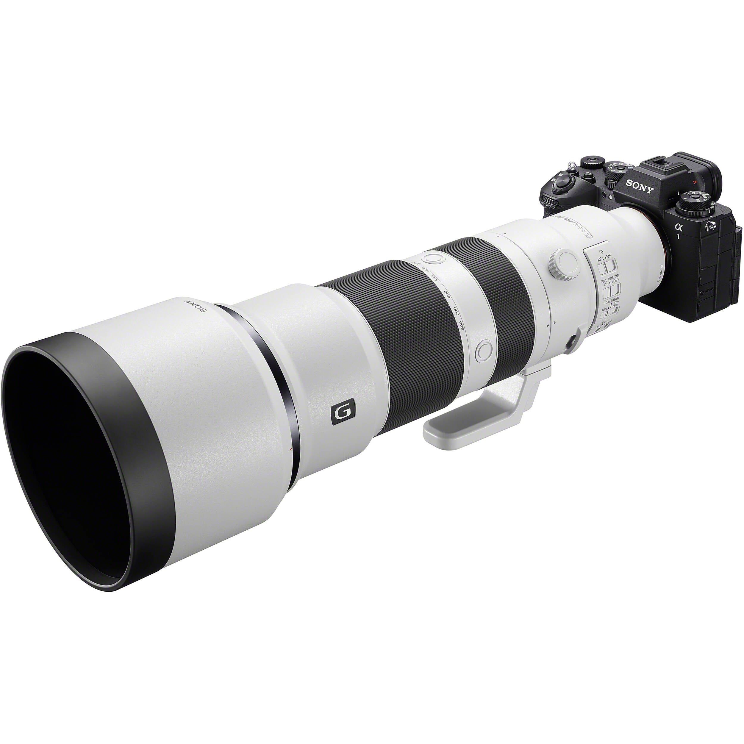 Sony FE 400-800mm f/6.3-8 G OSS Lens – super-telephoto zoom with built-in Optical SteadyShot, ideal for wildlife, sports, and distant subjects.