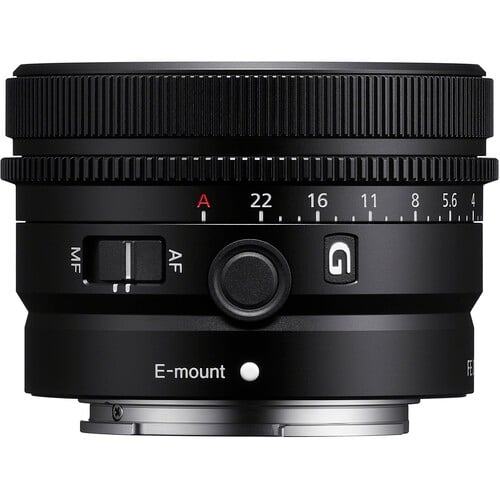 Sony FE 40mm f/2.5 G Lens – compact full-frame prime with sharp optics, fast f/2.5 aperture, and G Lens quality, perfect for everyday photography and video.