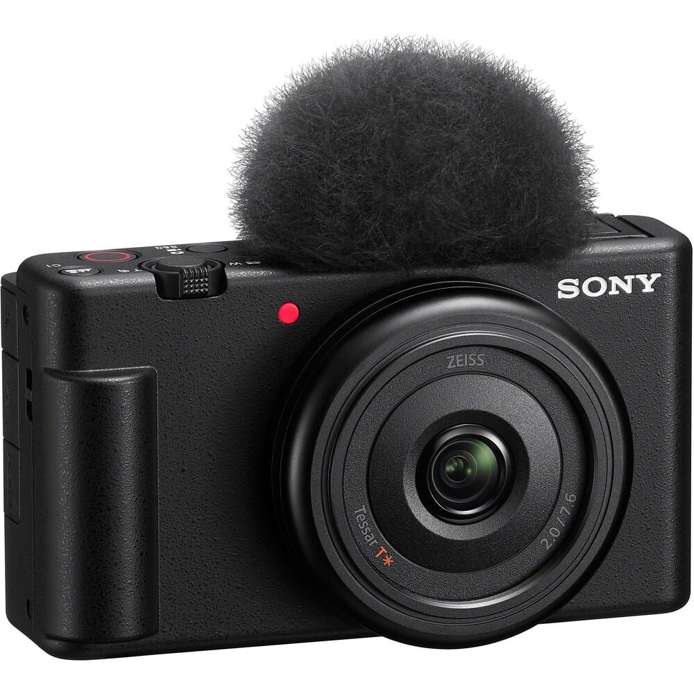 Elevate your content with a camera made to showcase products, capture group selfies, create blurry backgrounds, film smooth videos and connect to your phone.