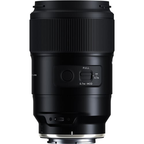 Tamron 90mm f/2.8 Di III VXD Macro Lens for Sony E – sharp, true 1:1 macro lens with fast, quiet autofocus and stunning close-up detail.