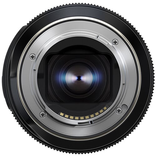 Tamron 90mm f/2.8 Di III VXD Macro Lens for Sony E – sharp, true 1:1 macro lens with fast, quiet autofocus and stunning close-up detail.