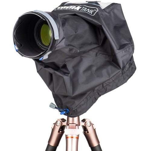 Think Tank Emergency Rain Cover (Medium) – lightweight, waterproof cover designed to protect medium-sized DSLR or mirrorless camera setups from rain and dust.