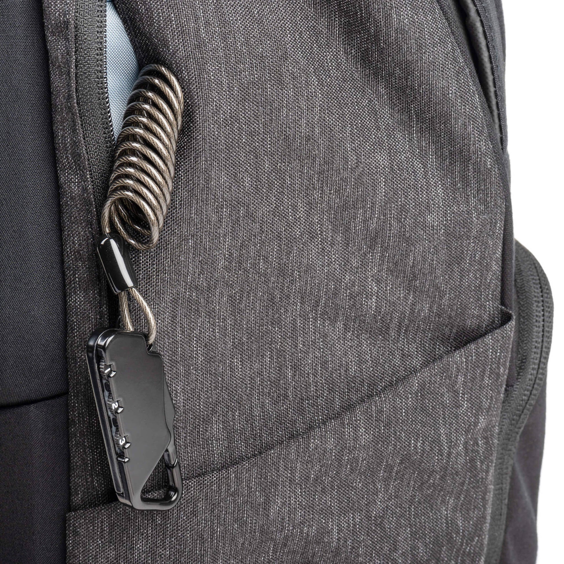 Think Tank SpeedTop 30 Backpack in black