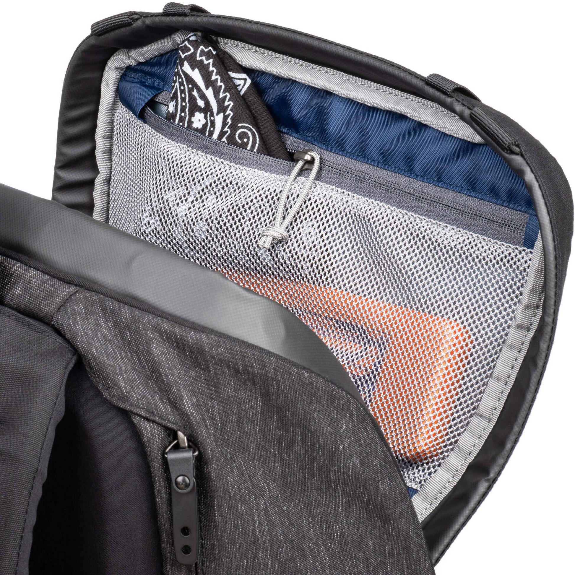 Think Tank SpeedTop 30 Backpack in black