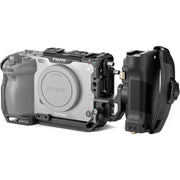 This camera cage kit has a modular design, configured for both full cage protection and a lighter-weight half cage form for gimbal use.