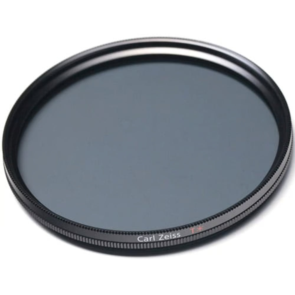 The Zeiss Circular Polarizer (CPL) filter enhances your photography by reducing light by one to three stops, cutting glare, and delivering more natural-looking images. With its advanced T* anti-reflective coating, it significantly reduces reflections on non-metallic surfaces, offering clearer, more vibrant photographic results.