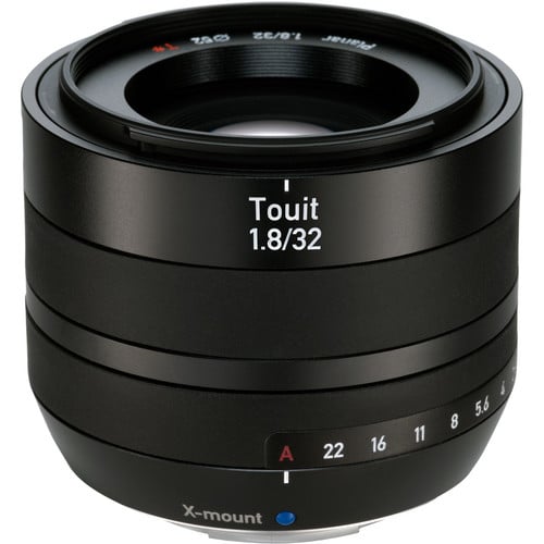 Zeiss Touit 32mm f/1.8 for Fujifilm X. APS-C standard prime with f/1.8 aperture, sharp optics, natural colours, and lightweight portability.