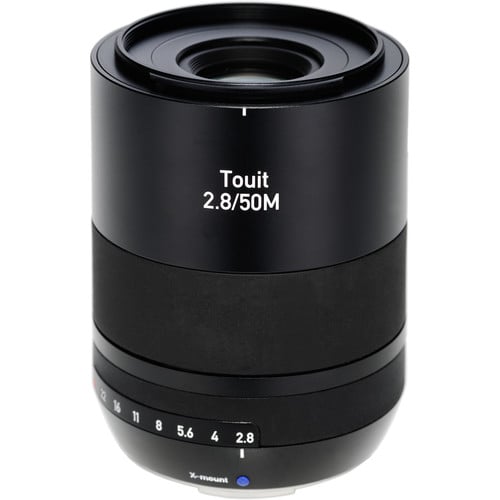 Zeiss Touit 50mm f/2.8 for Fujifilm X. Compact APS-C macro lens with 1:1 magnification, sharp optics, vibrant colours, and smooth bokeh.
