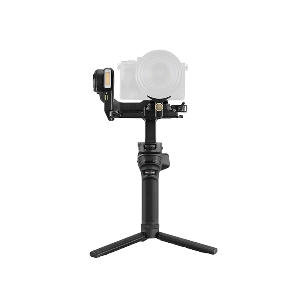 Features wireless shutter capabilities, improved fill light, and an optimised sling structure. Effortlessly control your camera to capture your visions.