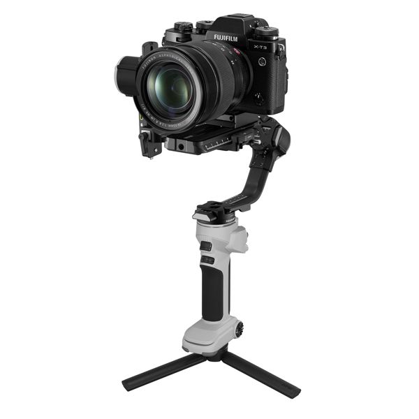 Cinepeer Crane 4E 3-axis gimbal for full-frame cameras.